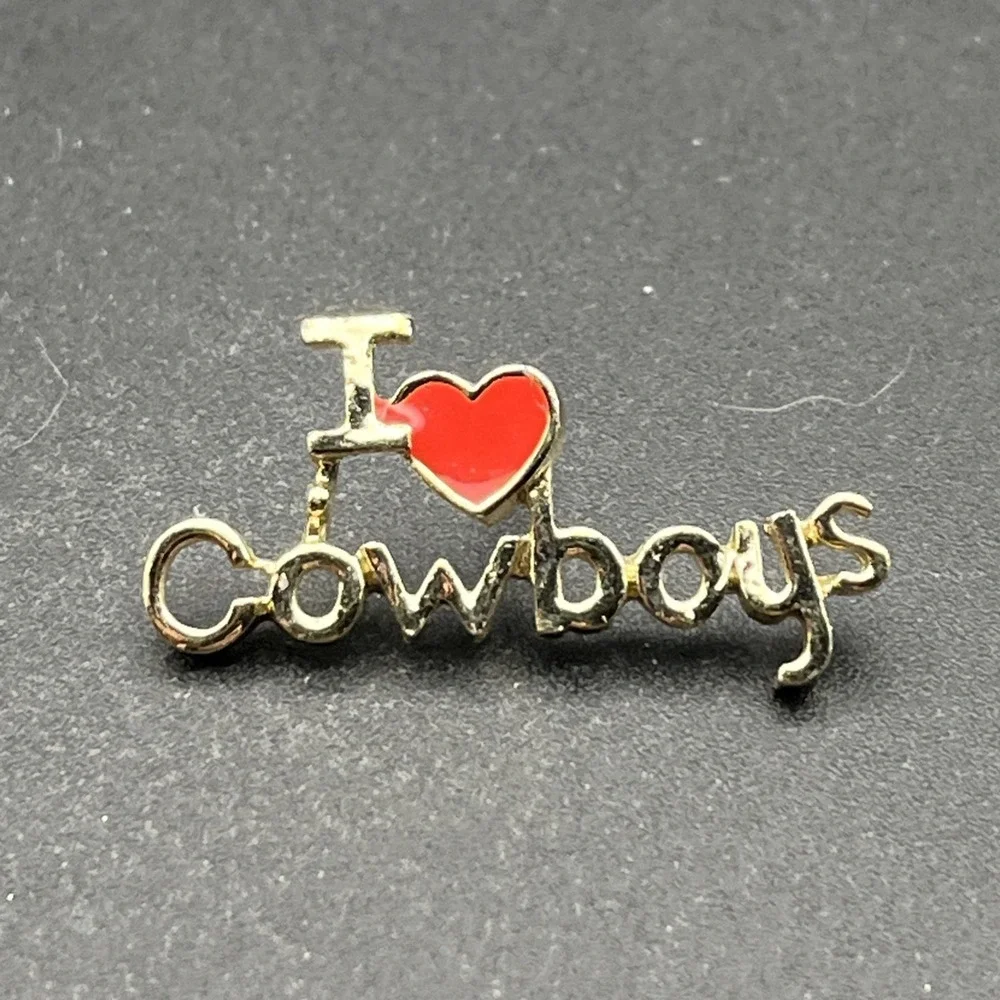I Heart Love Cowboys‎ Gold Tone Lapel Hat Pin